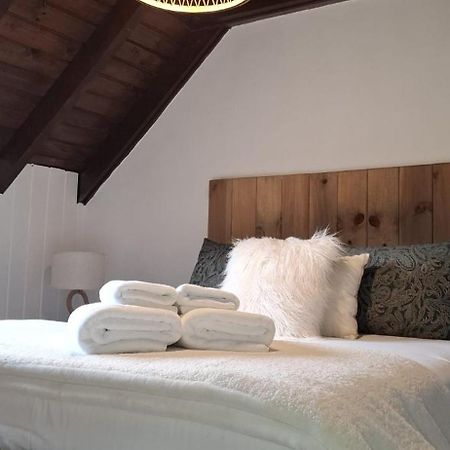 Casa Catania-Acogedora Casa Con Impresionantes Vistas-Fibra Optica Villa Salardu Luaran gambar