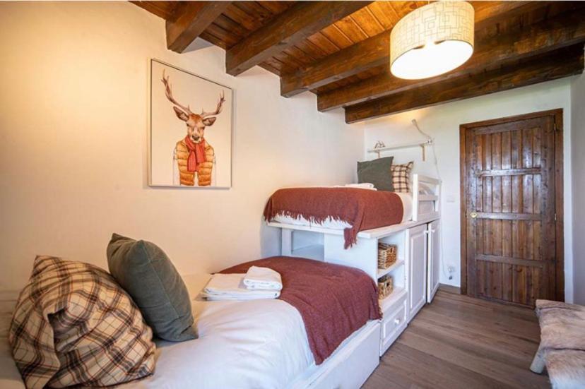 Casa Catania-Acogedora Casa Con Impresionantes Vistas-Fibra Optica Villa Salardu Luaran gambar