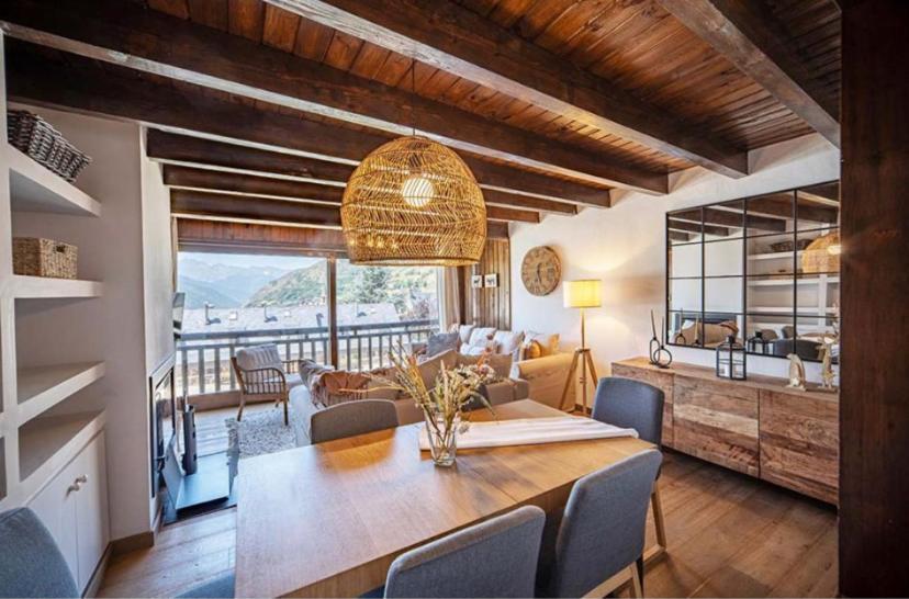 Casa Catania-Acogedora Casa Con Impresionantes Vistas-Fibra Optica Villa Salardu Luaran gambar