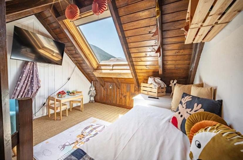 Casa Catania-Acogedora Casa Con Impresionantes Vistas-Fibra Optica Villa Salardu Luaran gambar