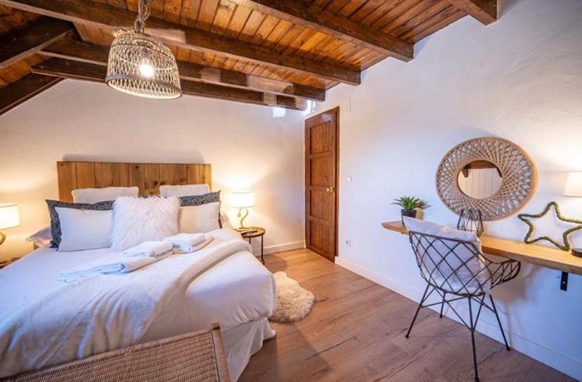 Casa Catania-Acogedora Casa Con Impresionantes Vistas-Fibra Optica Villa Salardu Luaran gambar